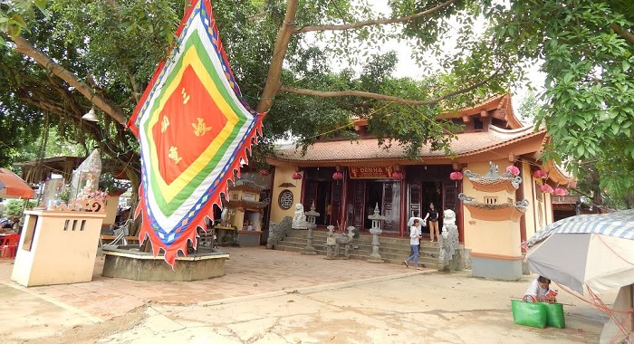 Đền Hạ Tuyên Quang