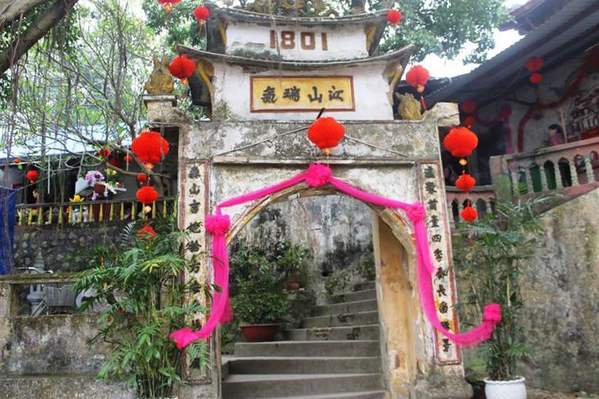 Đền Thượng Tuyên Quang