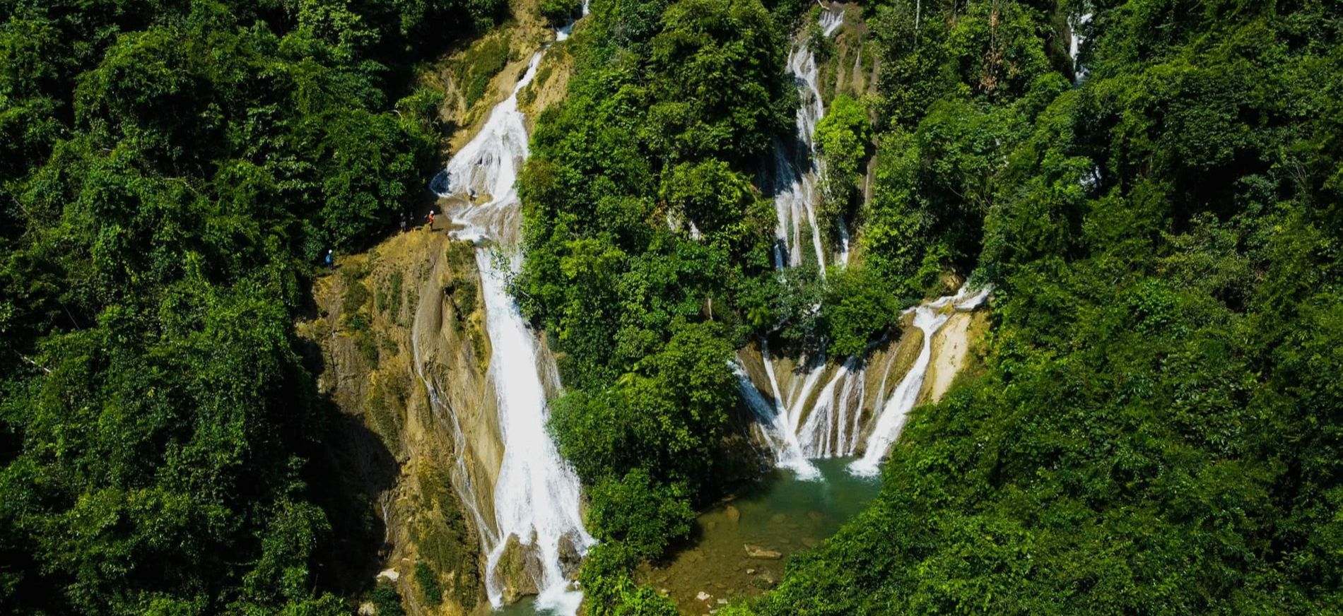 Dòng thác Bản Ba mát lạnh