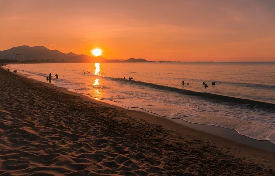 du lịch nghỉ dưỡng biển Ninh Chữ Ninh Thuận 