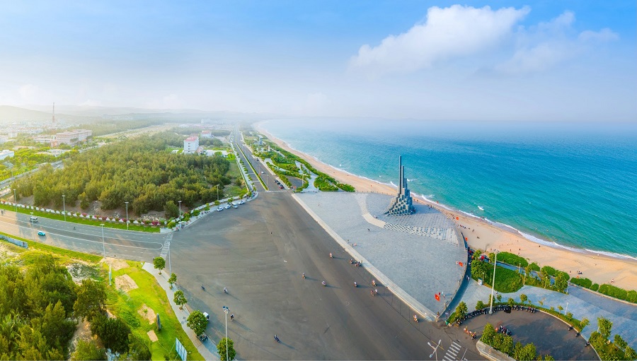 Đường đi bãi biển Tuy Hòa