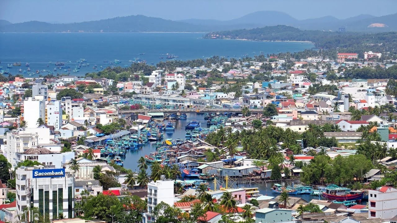 Từ Sài Gòn đi Phú Quốc bằng phương tiện gì