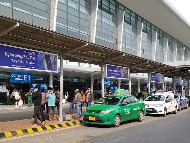 Gửi xe ô tô khi đến sân bay Nội Bài