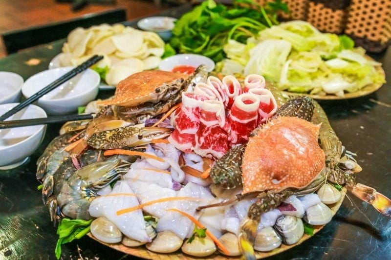 Hải sản bờ kè Nha Trang