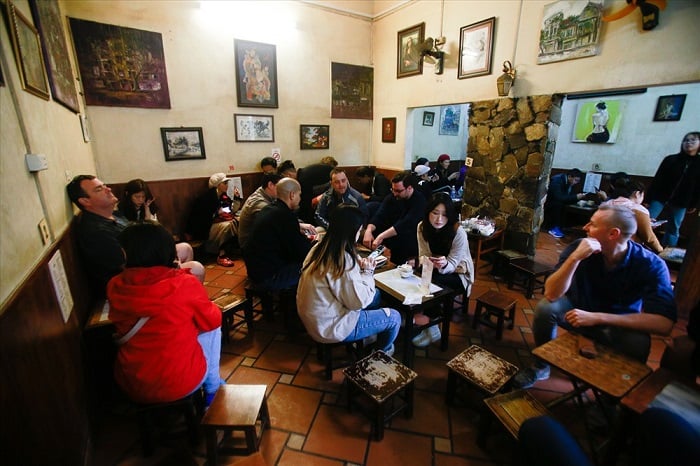 Hanoi coffee shops