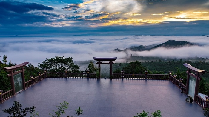 Heaven’s Gate Sapa