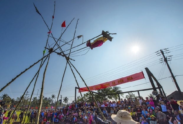 5 Unique Festivals in Hue