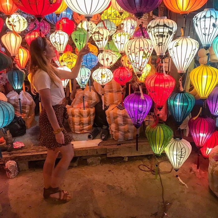 Hoi An Night Market: A Must-Visit Place For All Tourists