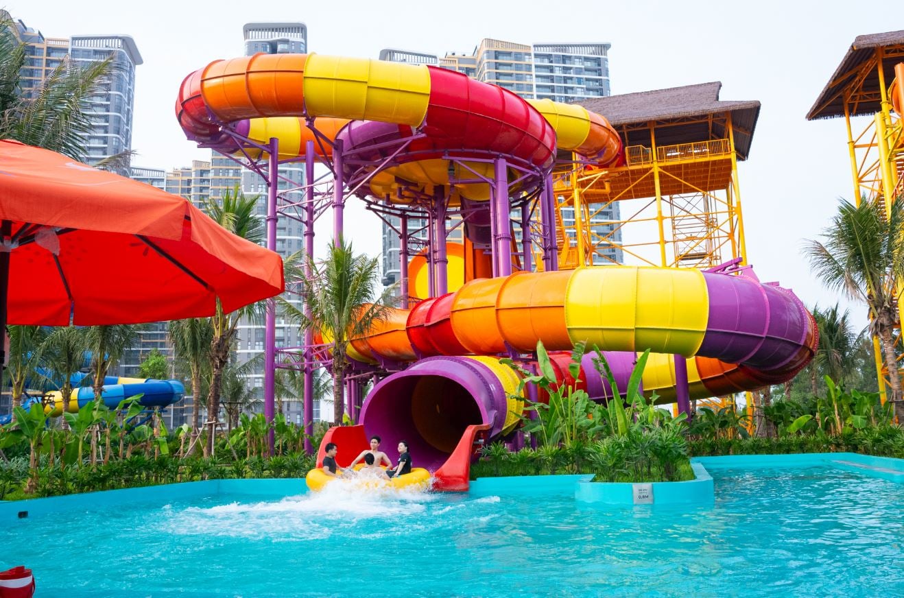 Trò chơi nước thú vị tại Grand Park