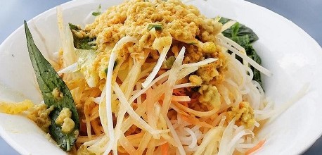 Hủ tiếu hấp Hà Tiên
