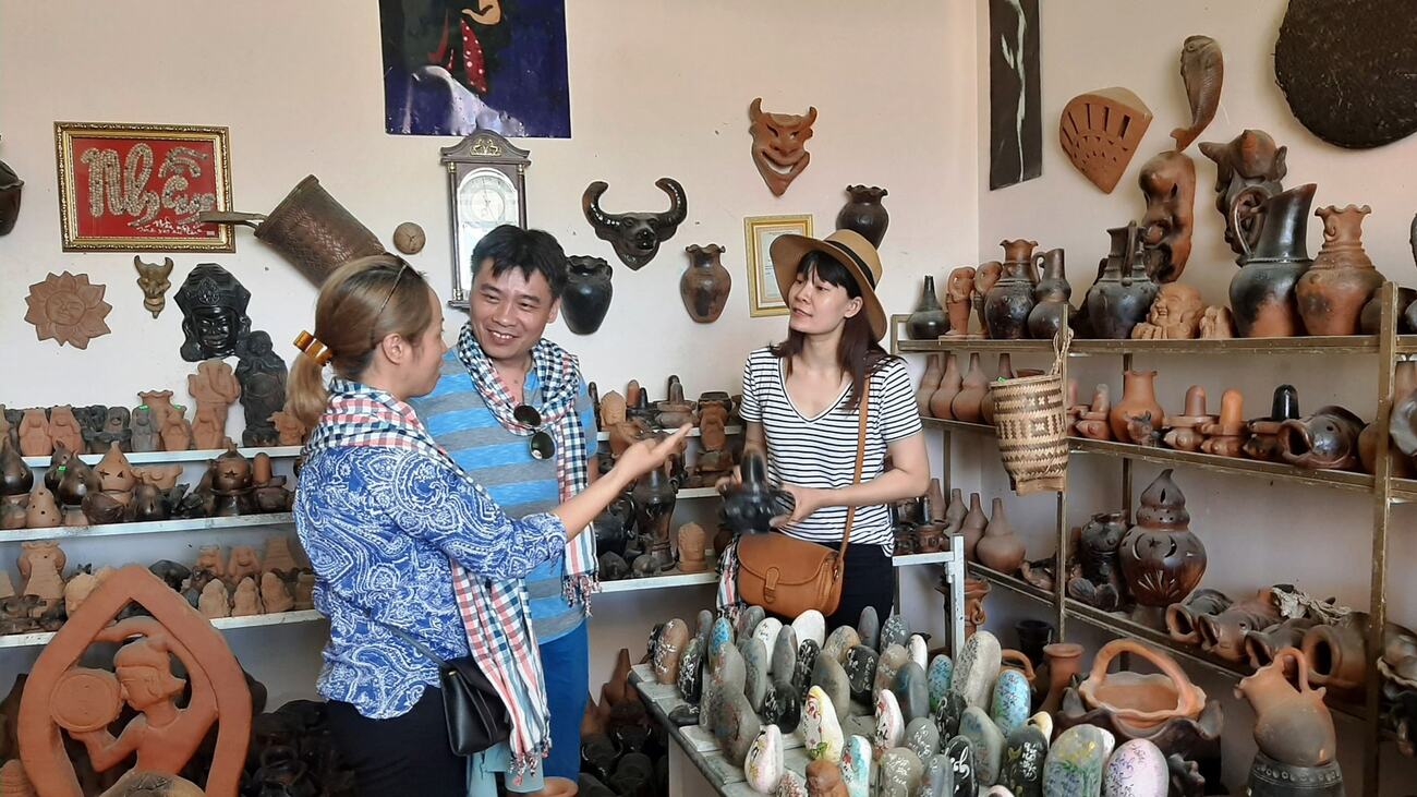 khám phá làng gốm Bàu Trúc