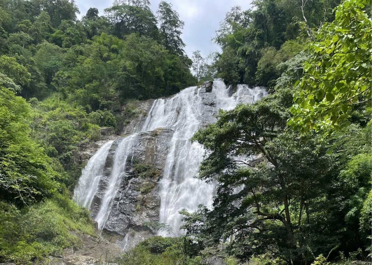 Khám phá vẻ đẹp thác Chapơr