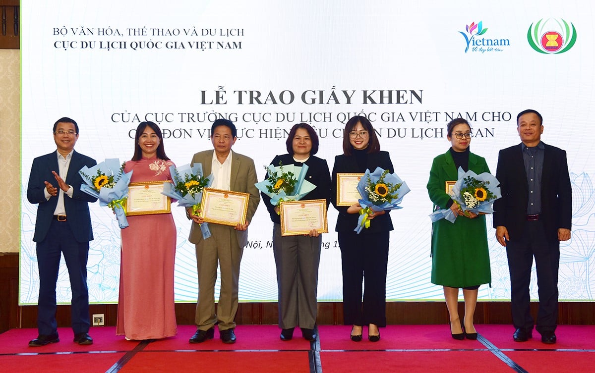 Khen thưởng du lịch ASEAN