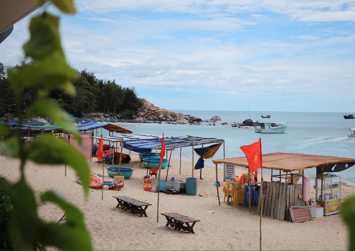 Khung cảnh yên bình ở cù lao Mái Nhà