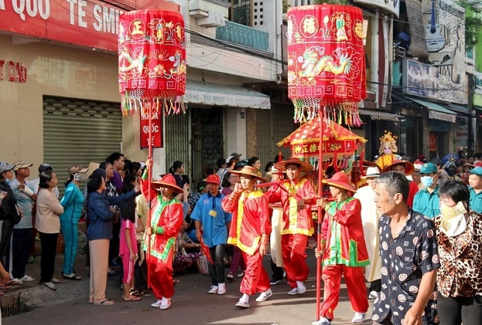 Lễ hội Đình Thần Dương Đông
