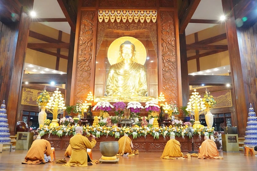 minh dang quang temple