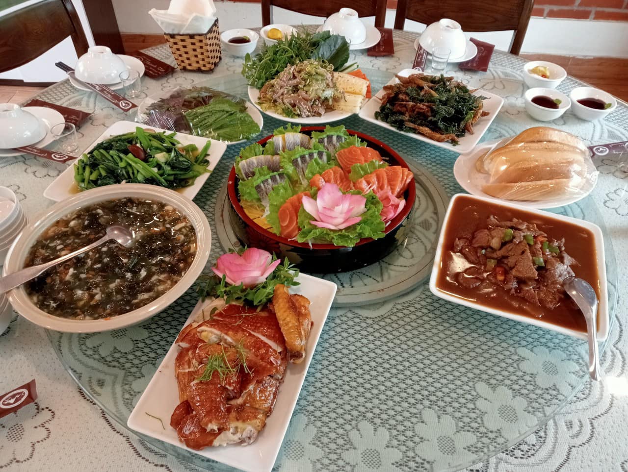 Món ăn nhà hàng Thành Tín Tuyên Quang