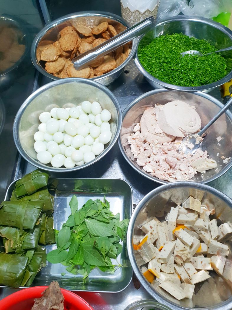 Nguyên liệu nấu bánh canh hẹ Phú Yên