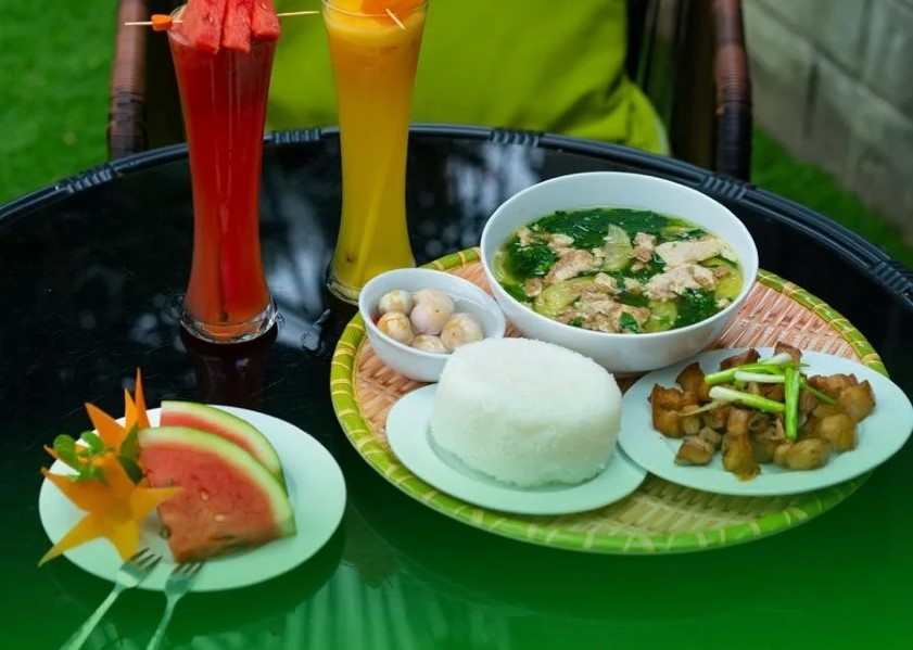 Cơm ngon Hạ Long