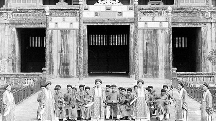 Hình ảnh Nhã nhạc cung đình Huế vào triều Nguyễn (Nguồn ảnh: Sưu tầm)
