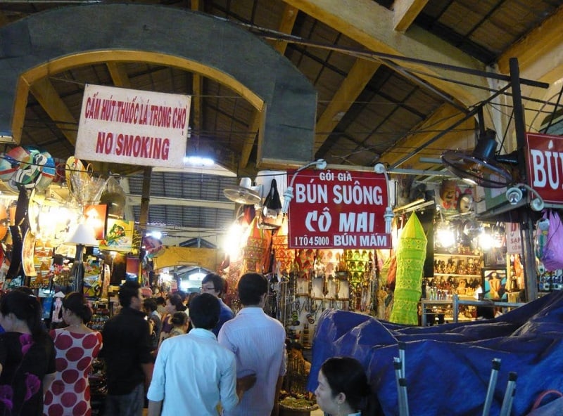 Night markets in Ho Chi Minh City