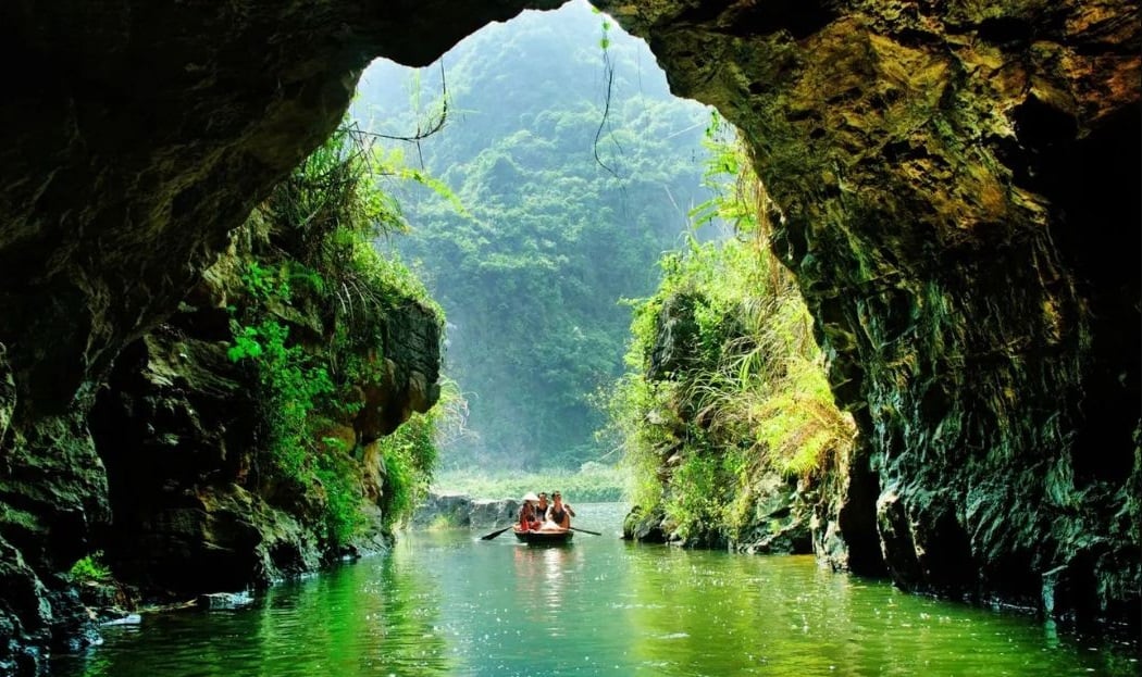 Ninh Binh caves