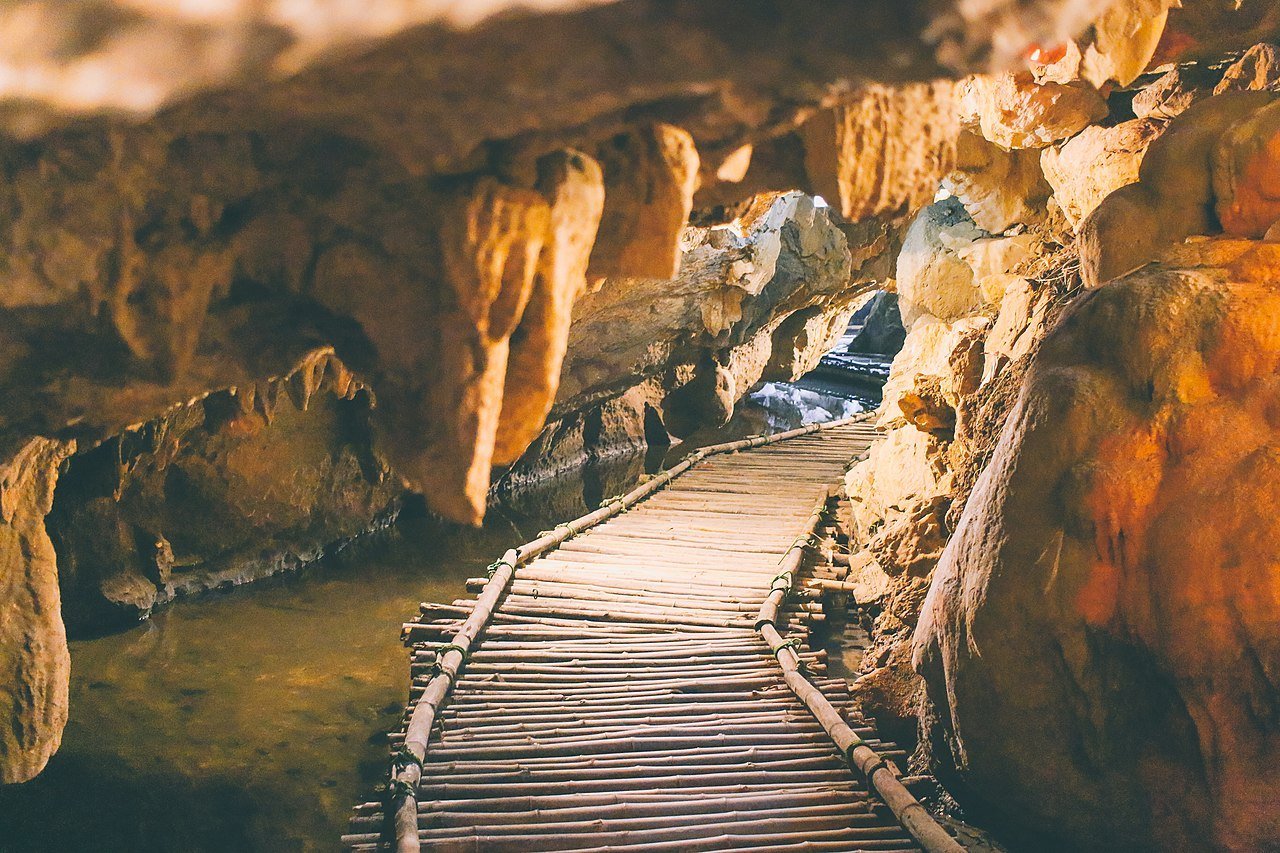 Ninh Binh caves