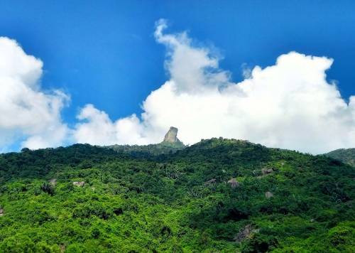 Núi Đá Bia