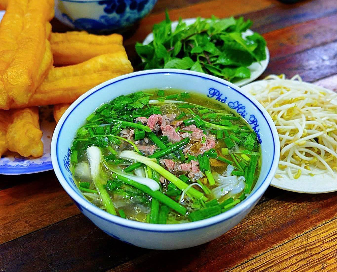 Phở tái quán Phở Hải Phòng ở Quy Nhơn