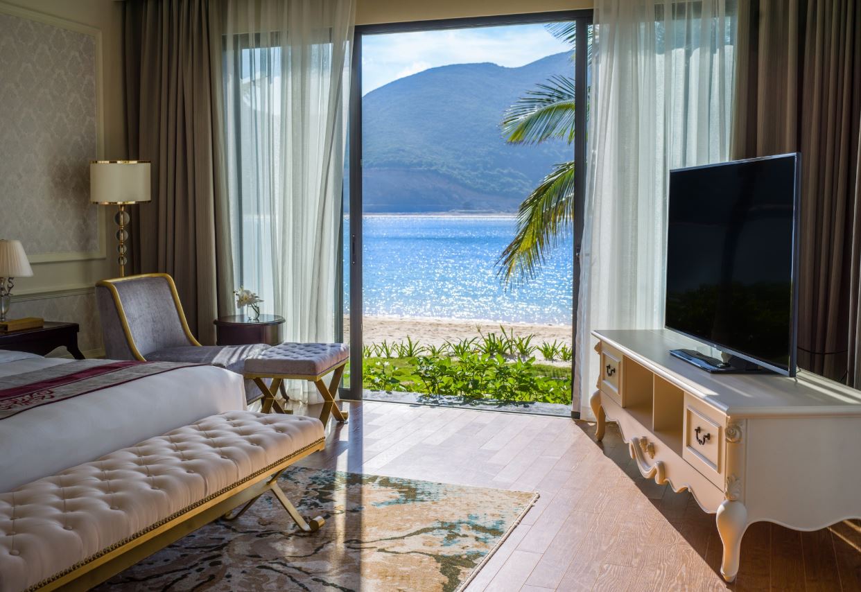 Phòng nghỉ hiện đại, view biển tại Vinpearl Nha Trang