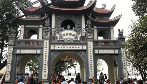 Phủ Tây Hồ thờ ai