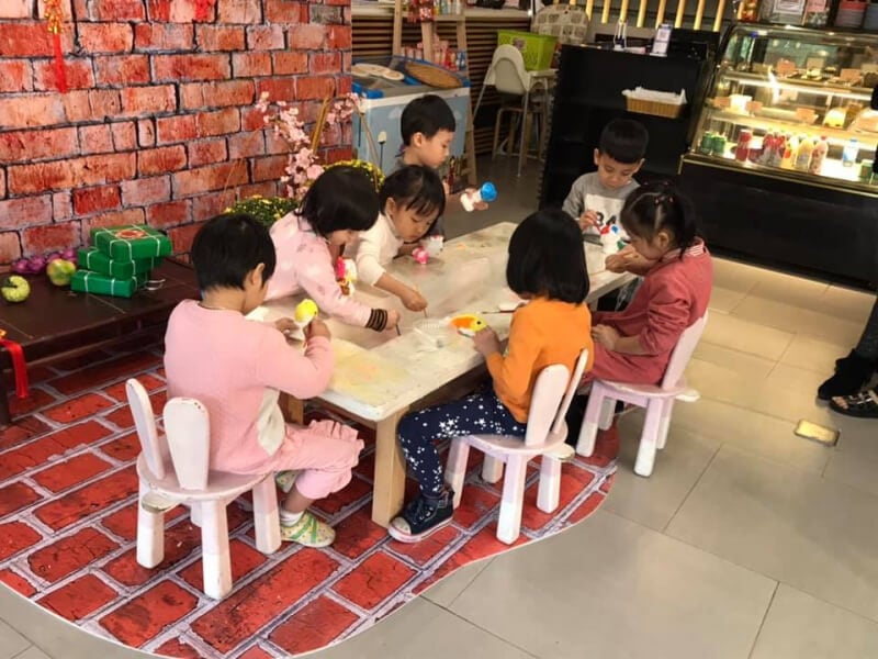 quán cafe có khu vui chơi cho trẻ em