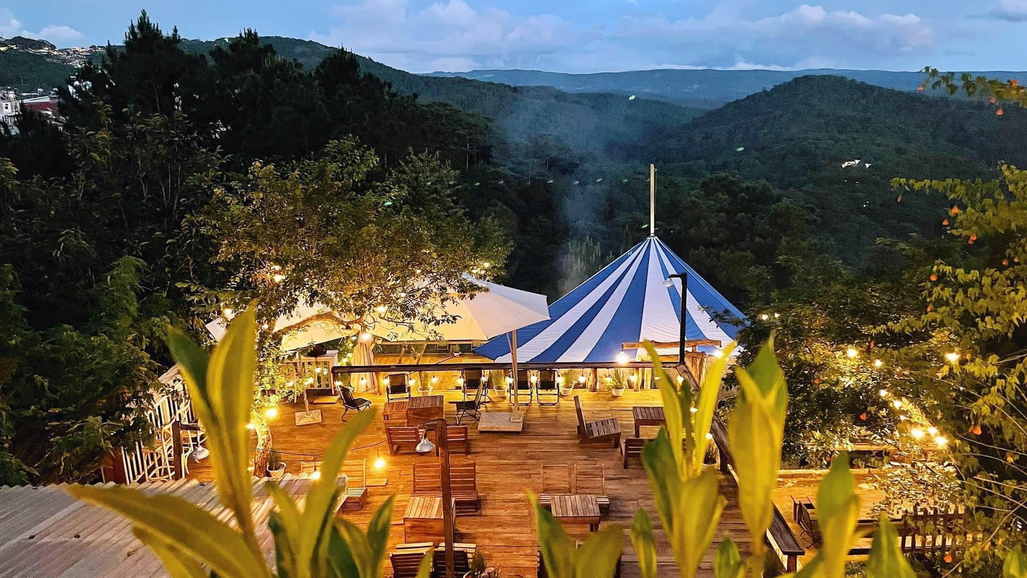 Quán cafe Gâu Garden Đà Lạt