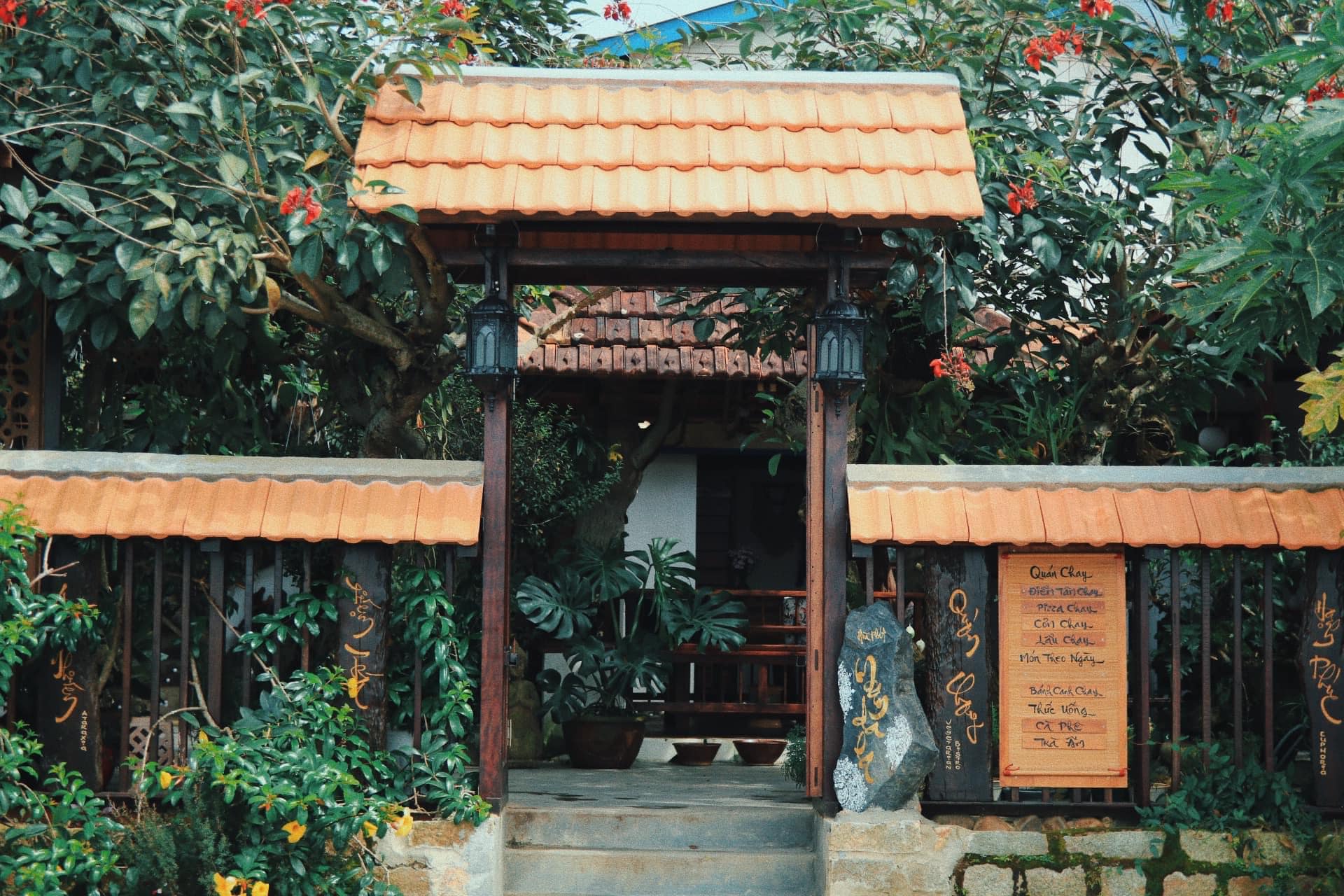 quán cơm Đà Lạt Mandala