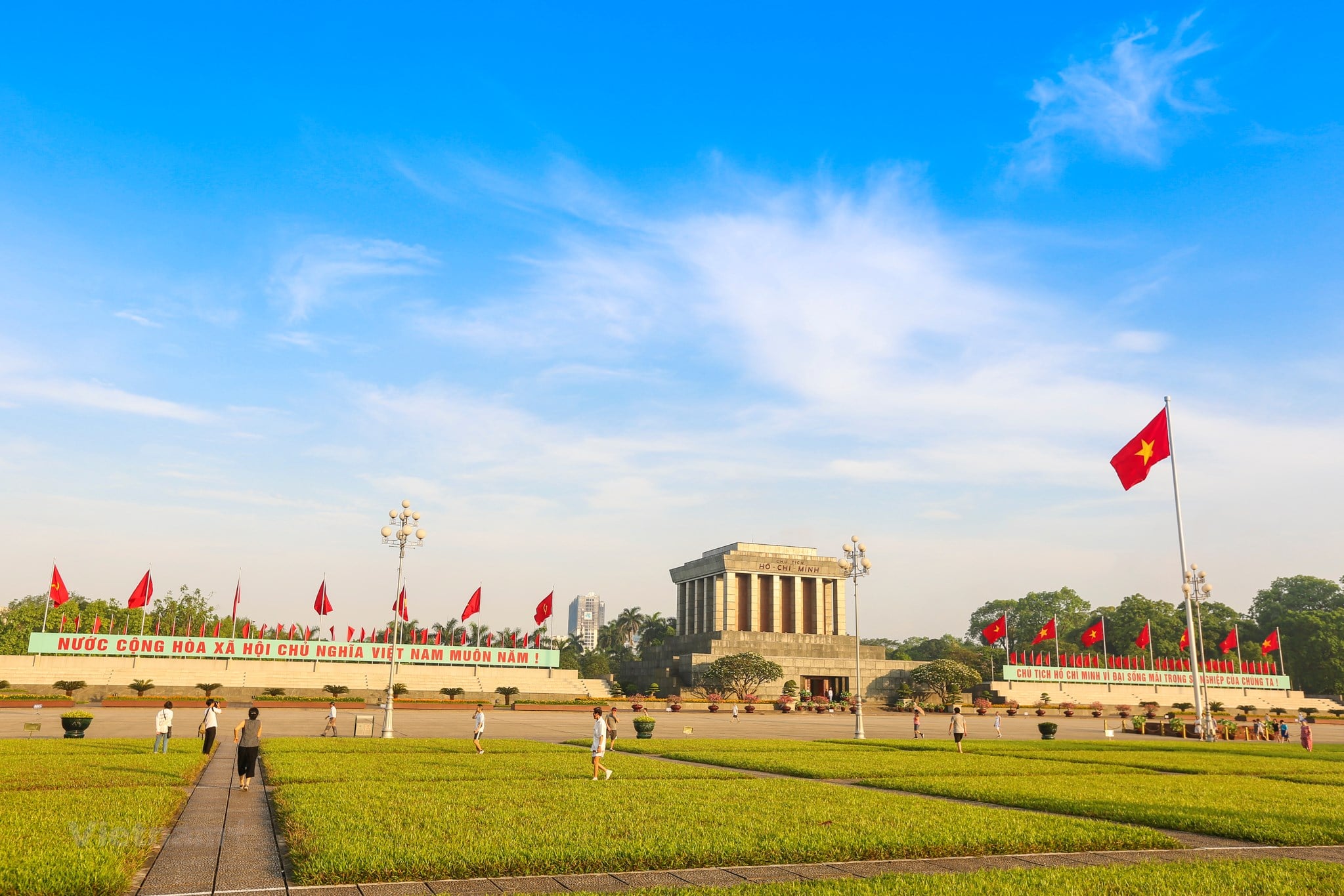 Lăng Bác & Quảng trường Ba Đình