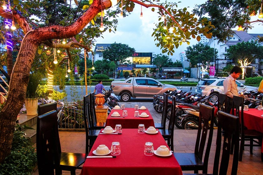 restaurants in Vietnam
