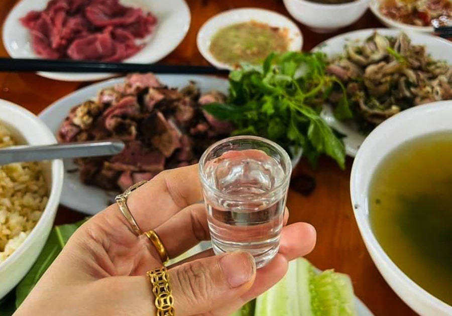 rượu ngô Na Hang Tuyên Quang