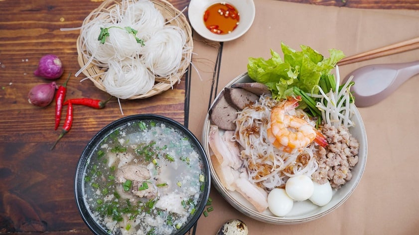 Vietnamese seafood soup