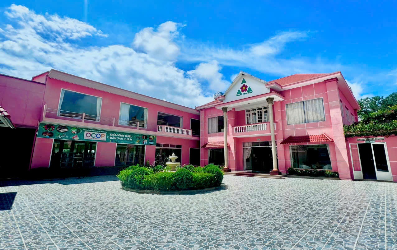 Siêu thị Công viên Rừng Hoa