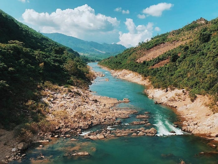 Sông Long Đại thác Tam Lu