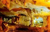 하롱베이 석회 동굴