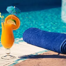 Pool Bar Vinpearl Discovery Greenhill Phu Quoc