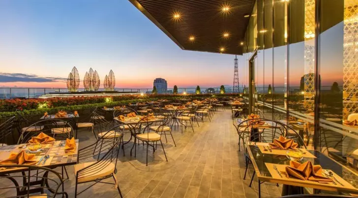 Hinh anh kham pha Melia Vinpearl Hotel Hue