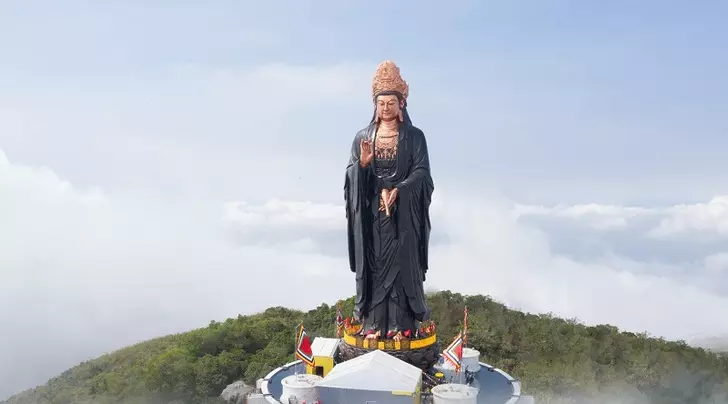 tượng Phật núi Bà Đen Tây Ninh