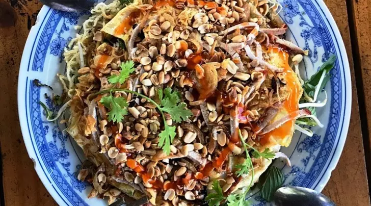 Pizza hủ tiếu