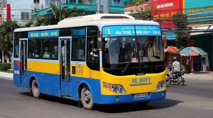 xe buýt Nha Trang