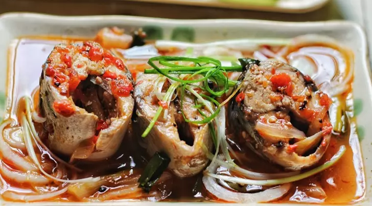 cá thu sốt cà chua