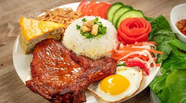 Cơm tấm ngon ở Sài Gòn