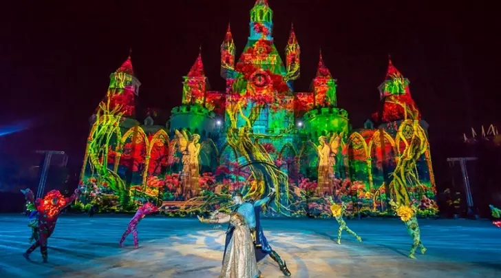 Tata show VinWonders Nha Trang