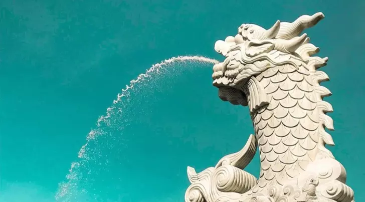 tượng cá chép hóa rồng Đà Nẵng